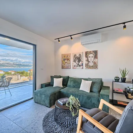 Bura Breeze - Sea-view Garden * Slatine