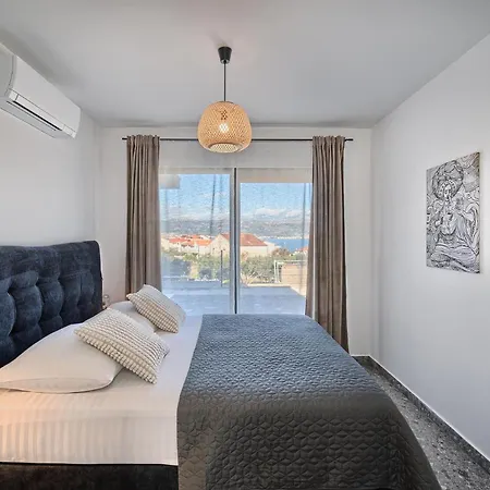 Bura Breeze - Sea-view Garden